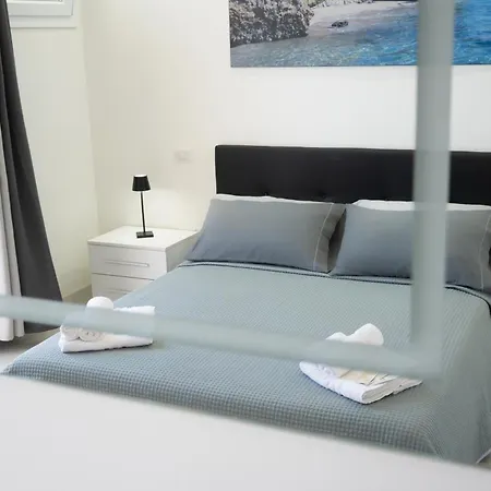 Bed & Breakfast Leonardo - Room, Pool & Restaurant San Foca