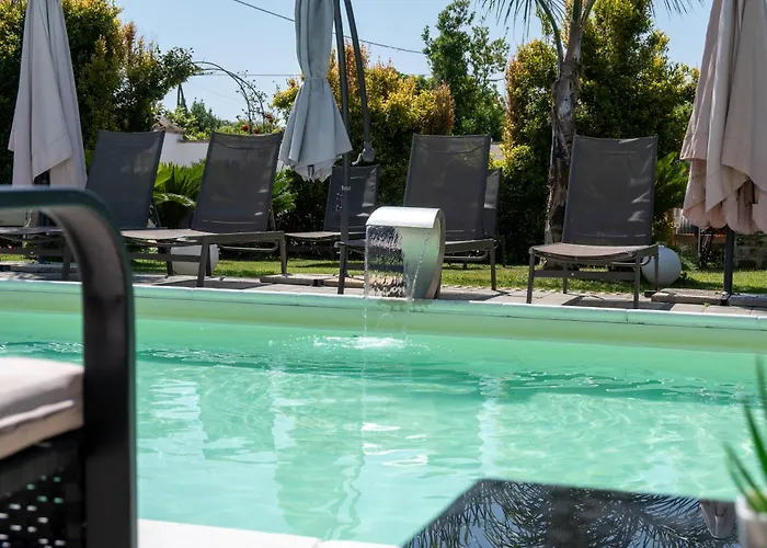 Leonardo - Room, Pool & Restaurant B&B 3*