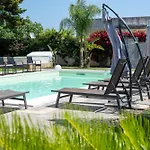 Bed & Breakfast Leonardo - Room, Pool & Restaurant
