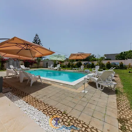 Leonardo - Room, Pool & Restaurant