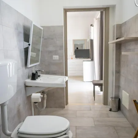 Leonardo - Room, Pool & Restaurant San Foca