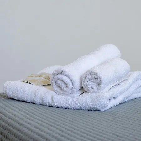 Bed and Breakfast Leonardo - Room, Pool & Restaurant San Foca