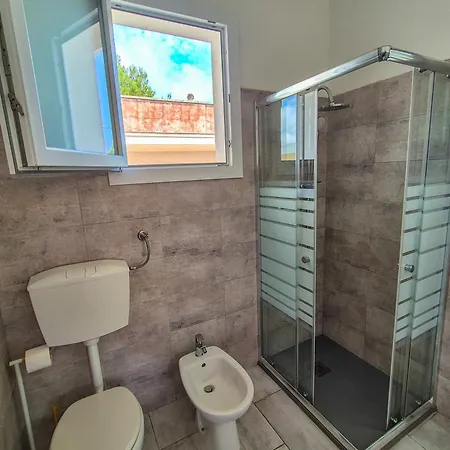 Leonardo - Room, Pool & Restaurant Bed and Breakfast San Foca